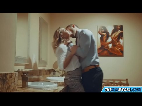 ❤️ Nuair a bhios fionn mòr gad mhealladh ann an seòmar fois poblach ❤❌  Pornografach  aig gd.pornofilmtv.ru ❤